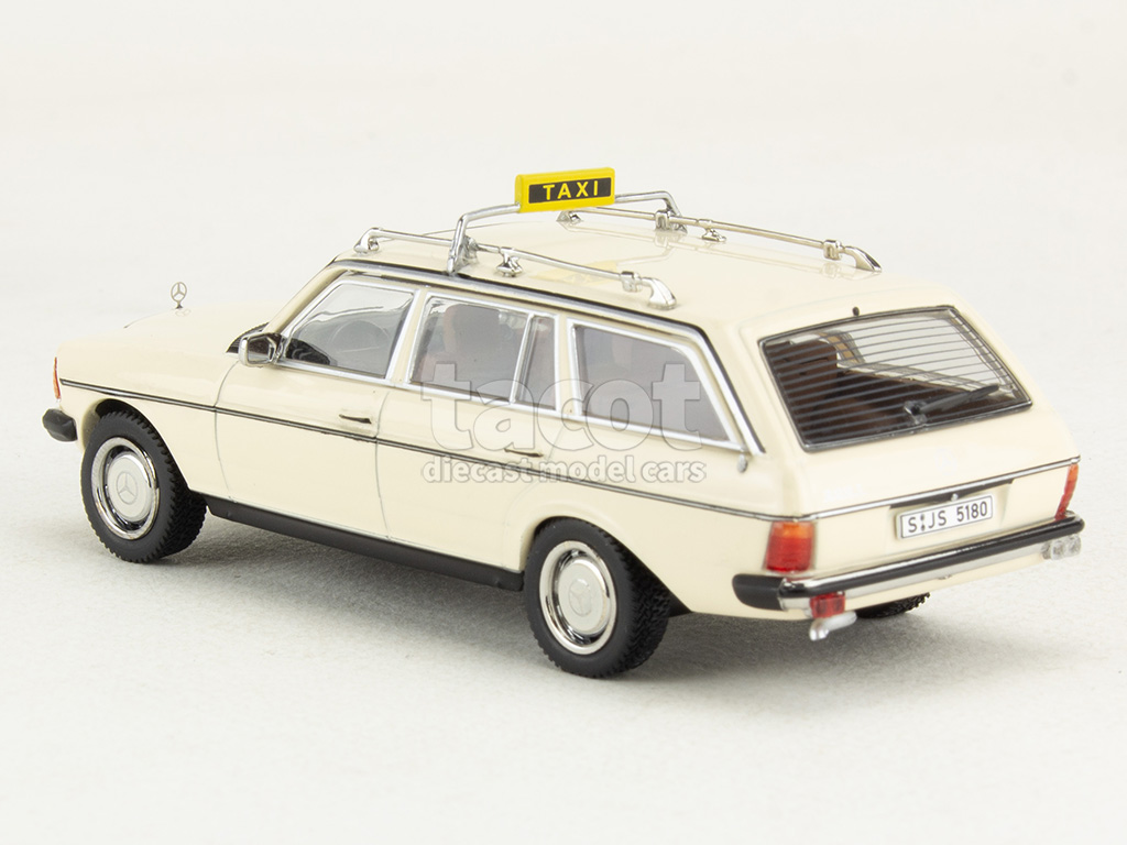 108441 Mercedes 200T/ S123 Taxi 1982