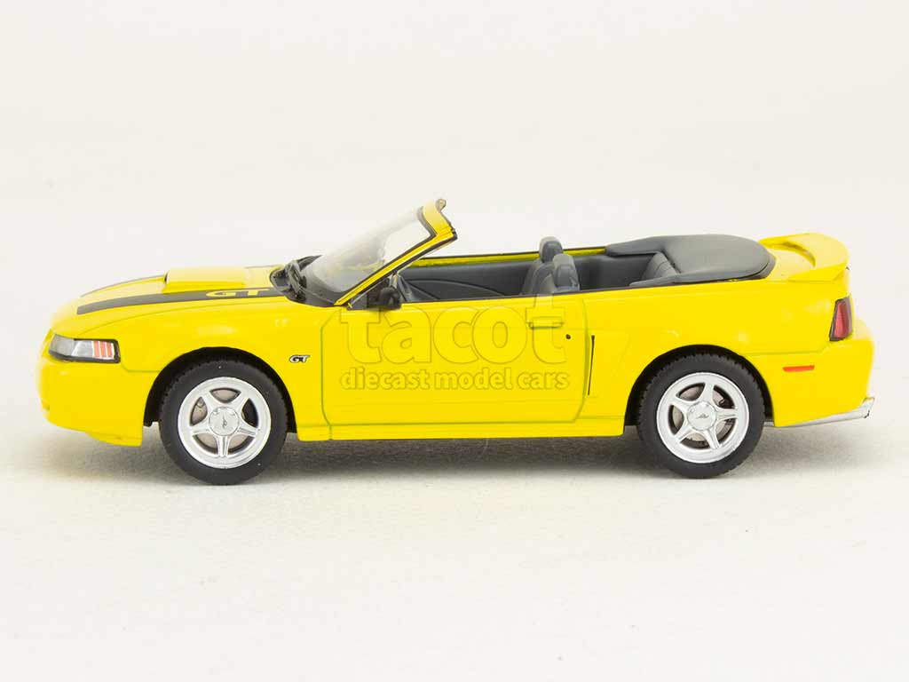 108456 Ford Mustang Convertible Spring Feature Edition 2000