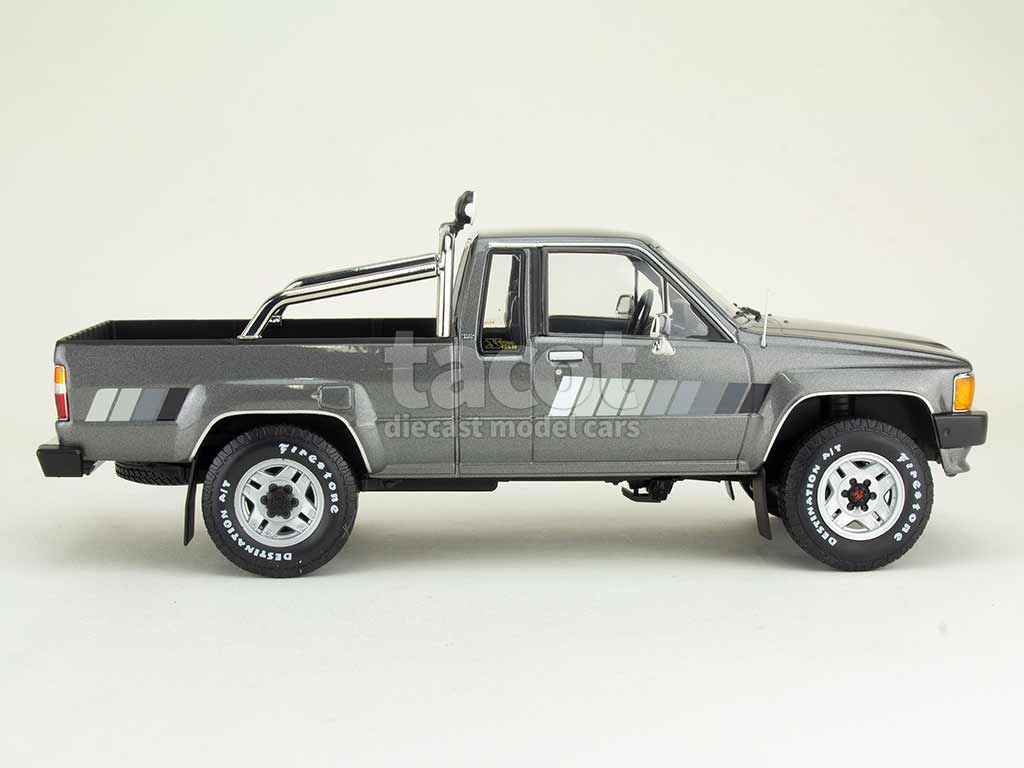 108468 Toyota Hilux Truck Xtra Cab 4x4 1985