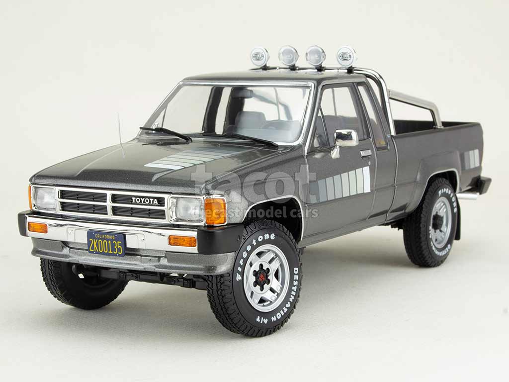108468 Toyota Hilux Truck Xtra Cab 4x4 1985