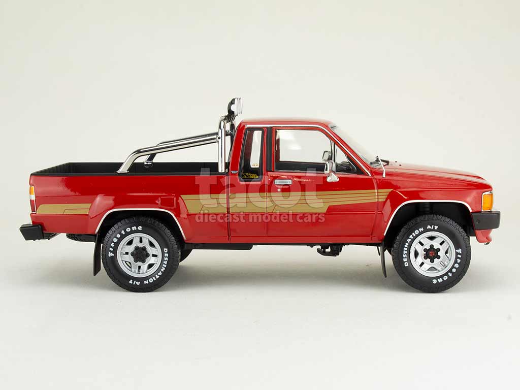 108469 Toyota Hilux Truck Xtra Cab 4x4 1985