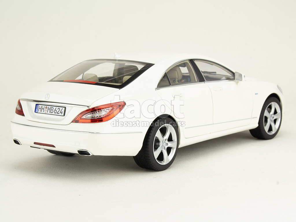 108480 Mercedes CLS/ C218 2011