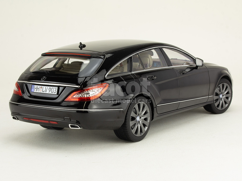 108481 Mercedes CLS Shooting Brake/ X218 2011