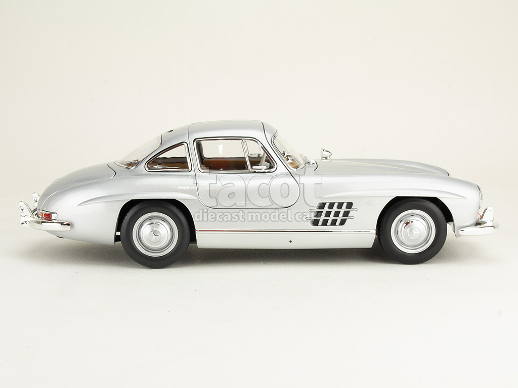 108483 Mercedes 300 SL/ W198 Coup&eacute; 1954
