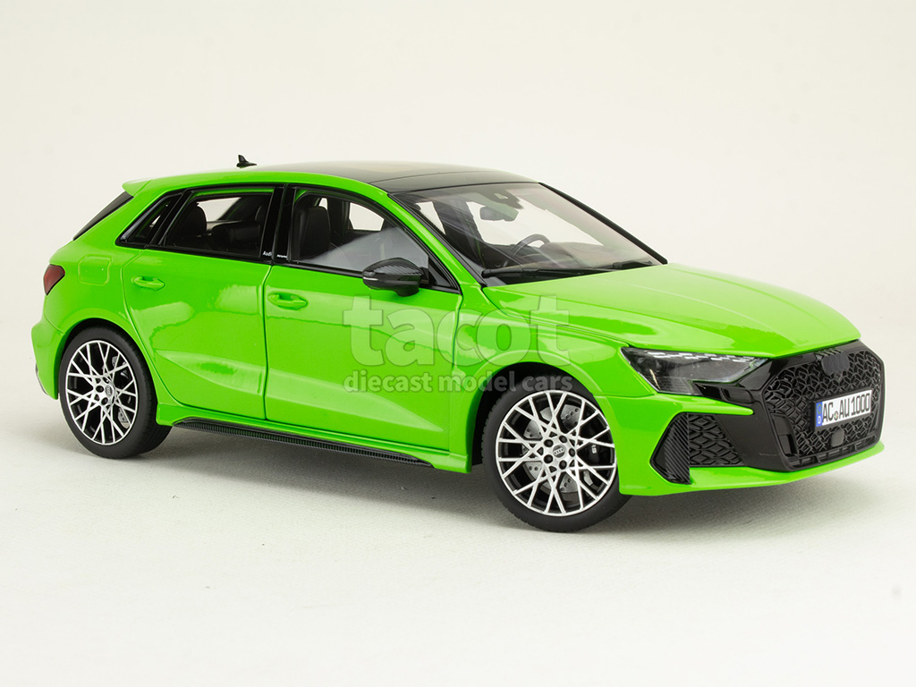 108485 Audi RS3 Sportback 2025