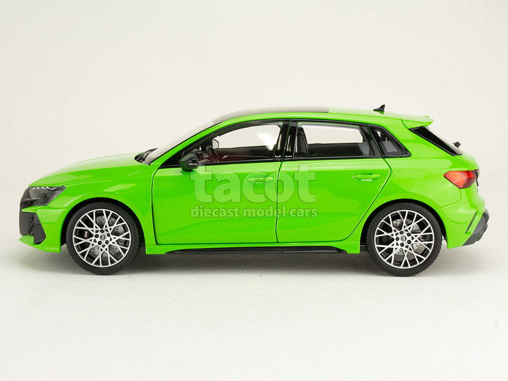 108485 Audi RS3 Sportback 2025