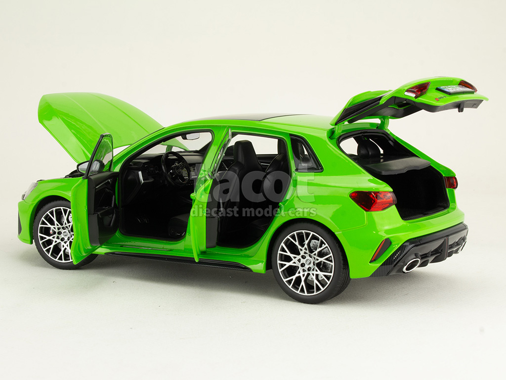 108485 Audi RS3 Sportback 2025