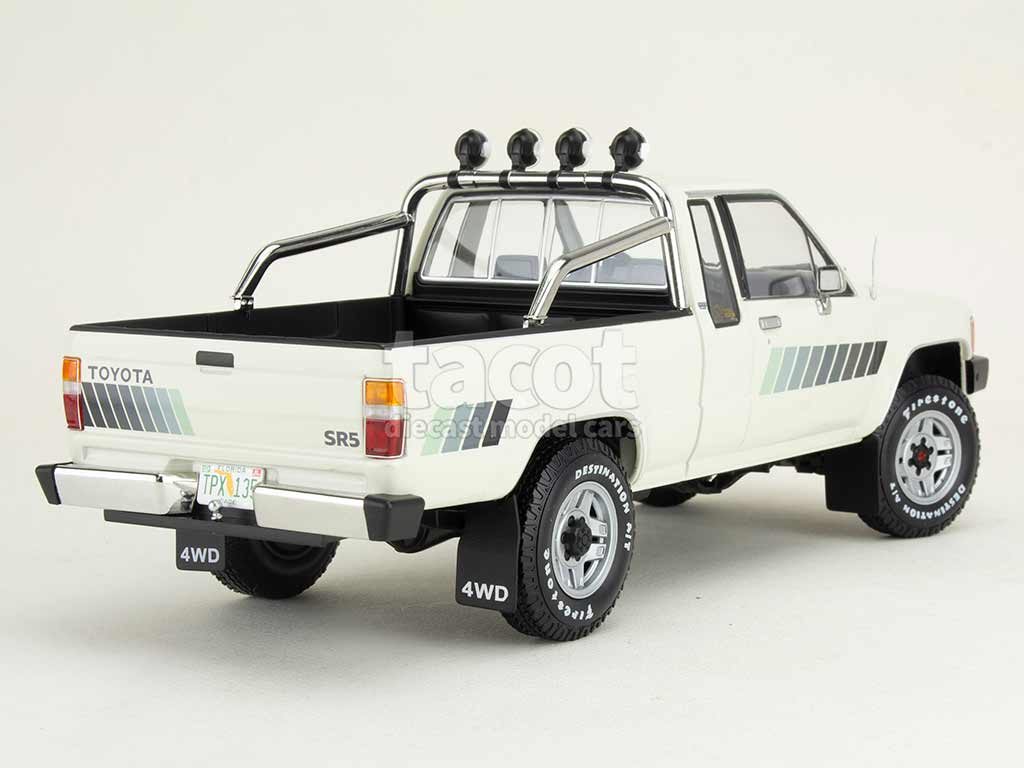 108549 Toyota Hilux Truck Xtra Cab 4x4 1985