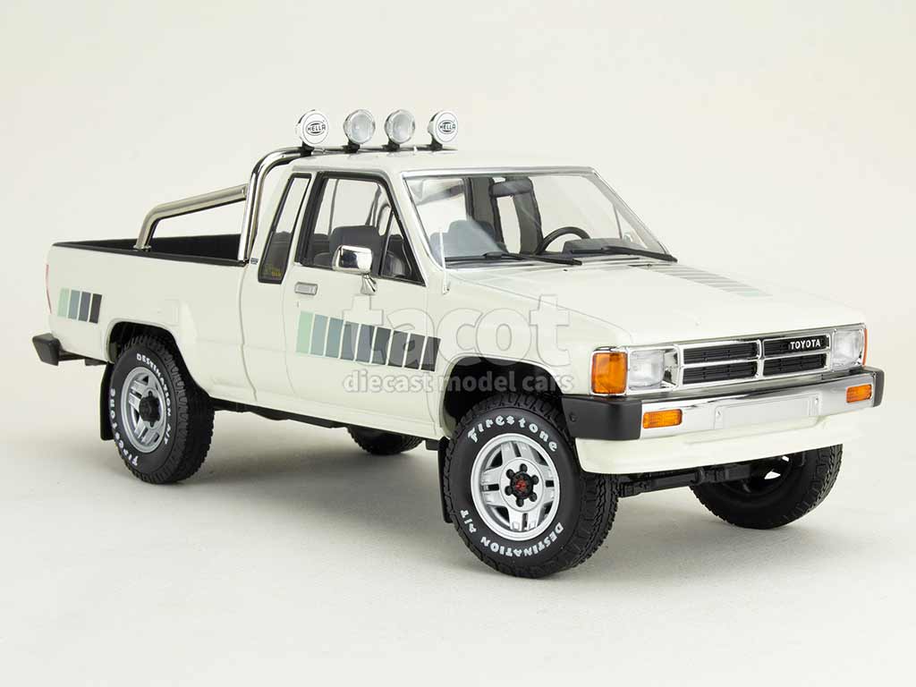 108549 Toyota Hilux Truck Xtra Cab 4x4 1985