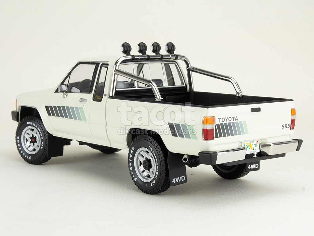 108549 Toyota Hilux Truck Xtra Cab 4x4 1985