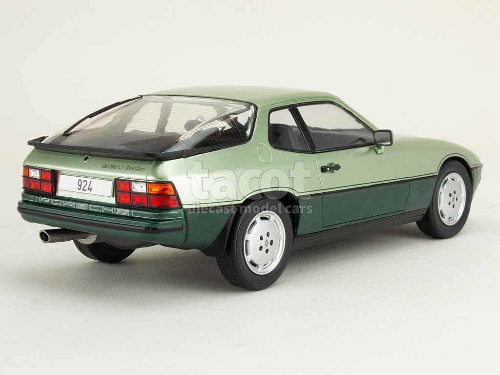 108553 Porsche 924 Turbo 1979
