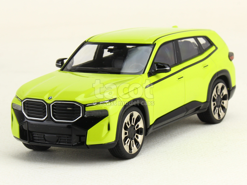 108593 BMW XM/ G09 2023