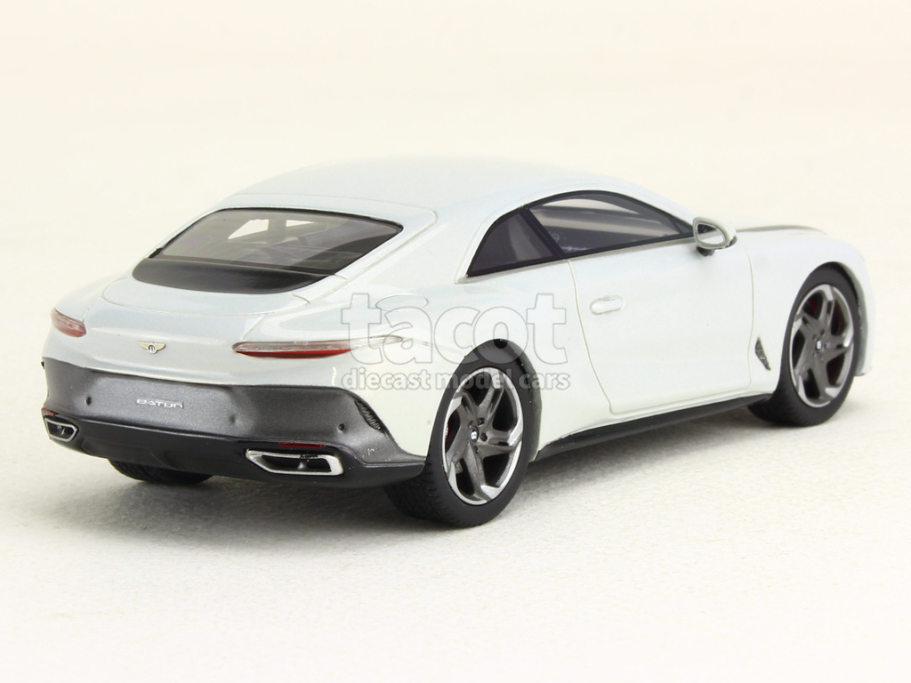 108622 Bentley Mulliner Batur Coup&eacute; 2023