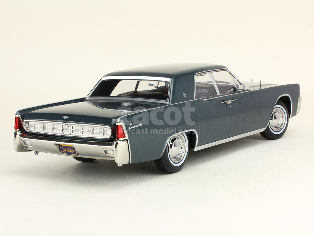 108624 Lincoln Continental Sedan 1963