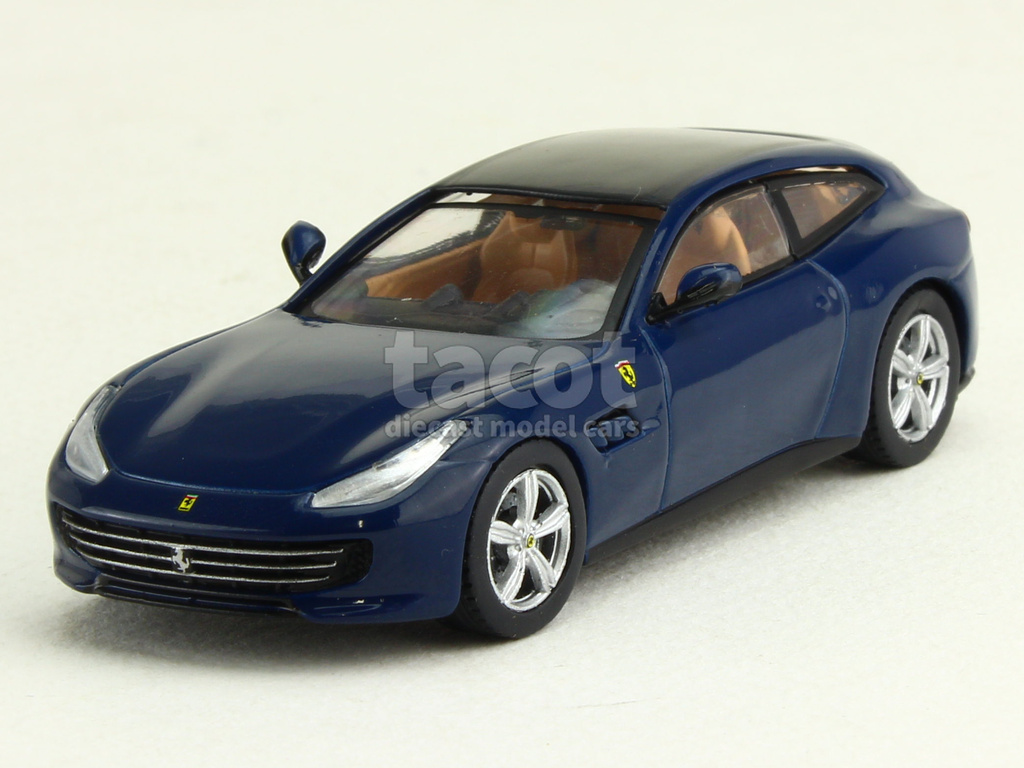 108643 Ferrari GTC/4 Lusso 2016
