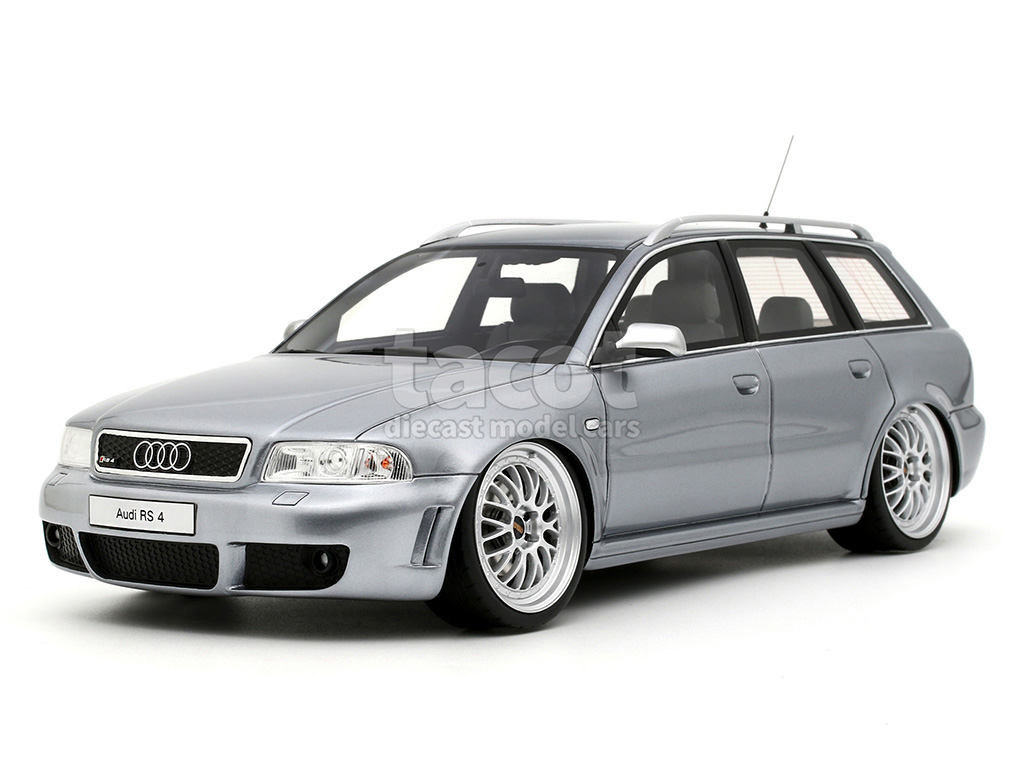 108663 Audi RS4 Stanced 2025
