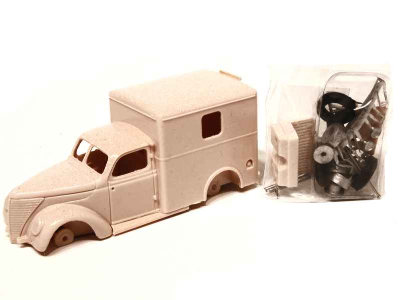 21026 Matford Ambulance 1947