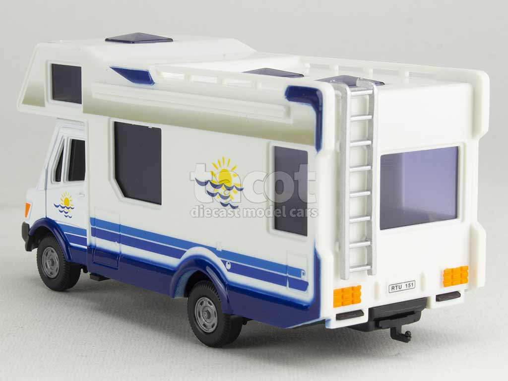 21079 Mercedes Camping Car