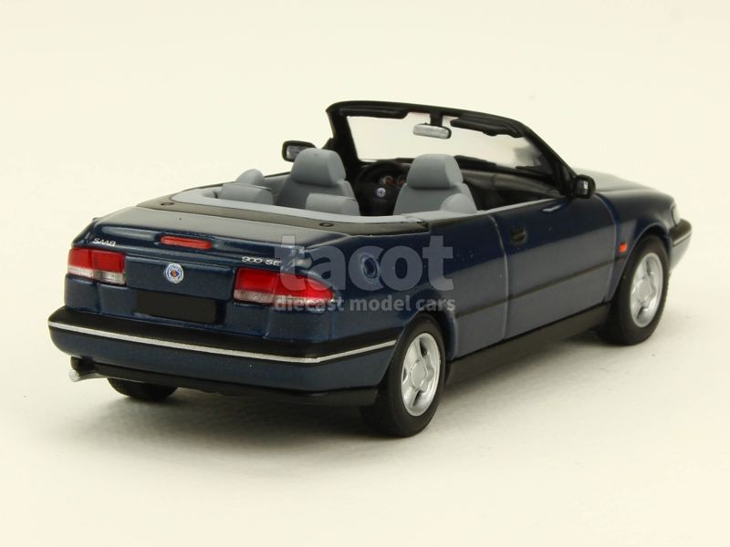 21942 Saab 900 Cabriolet 1995