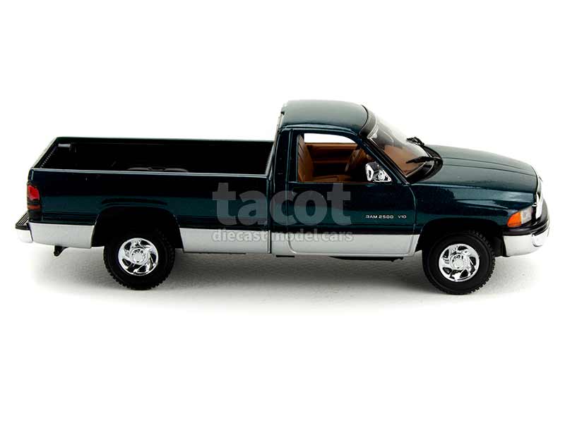 23061 Dodge RAM 2500 V10 1996