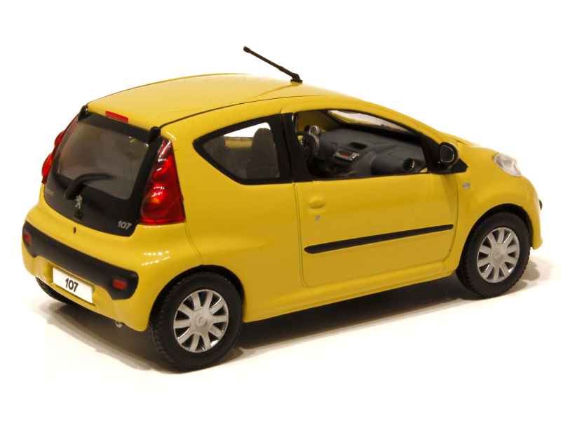 Peugeot 107 miniature sale