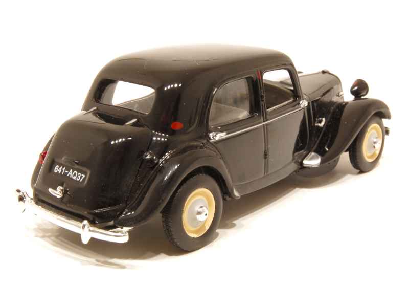 23333 Citroën Traction 11BL 1953