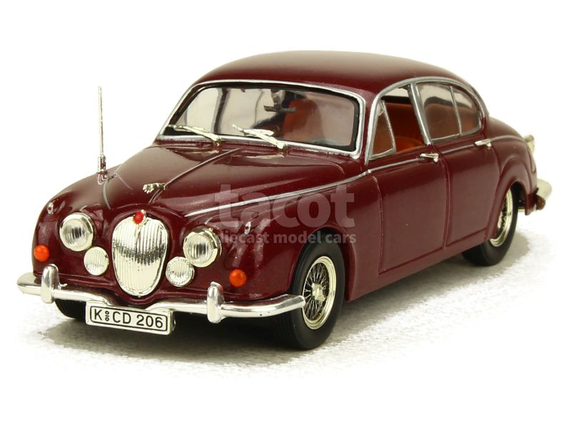 23614 Jaguar MKII 240 1967