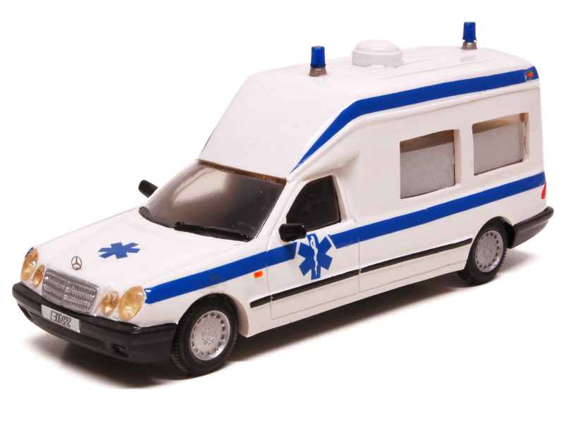 25353 Mercedes 250T/ W210 Ambulance 