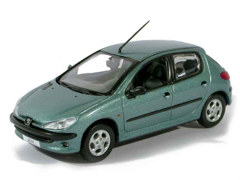 26098 Peugeot 206 Berline XT Premium 1998