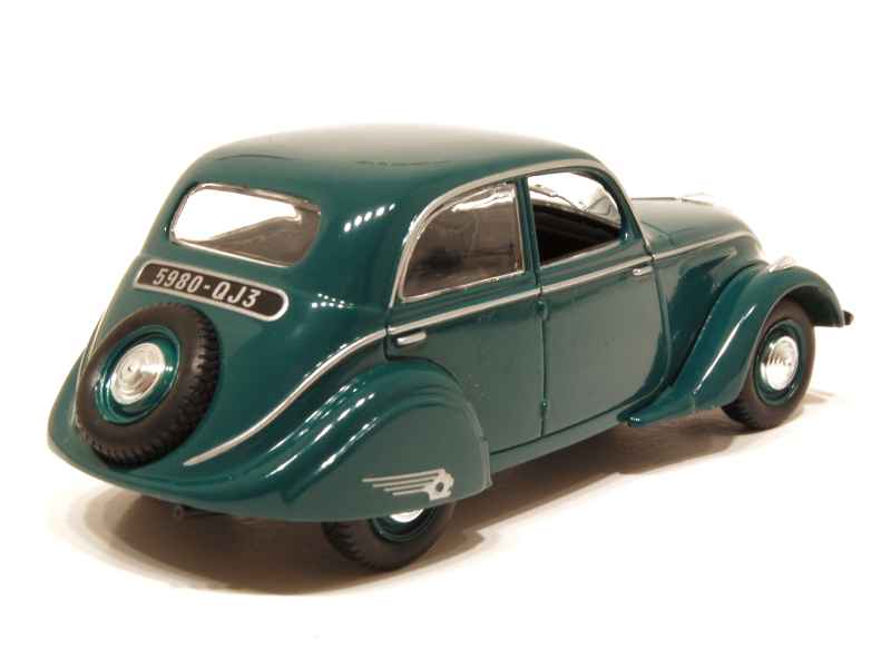 Peugeot 402 A Berline 1936 (2348) | 1936 Peugeot Type 11CV 4