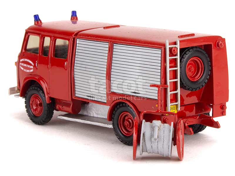 SAVIEM PROTO SM8 F.P.T.L Metz PARADE