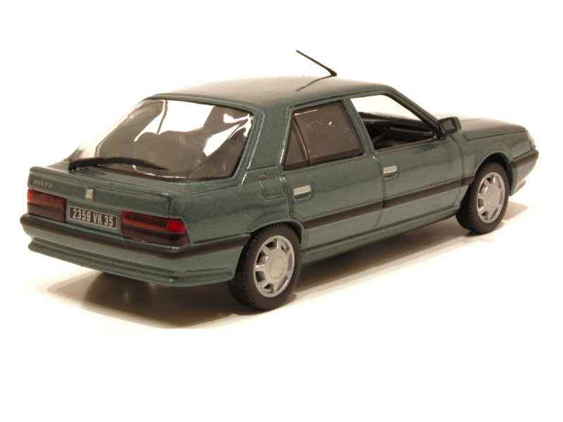 27470 Renault R25 GTS 1989