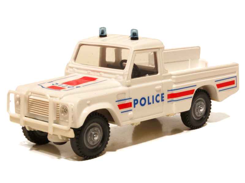 27558 Land Rover Defender Pick-Up Police