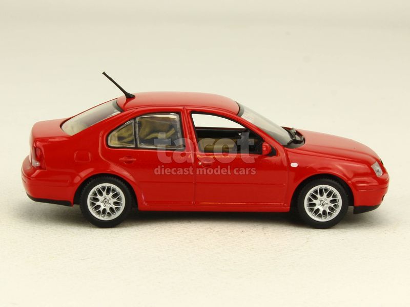 27700 Volkswagen Bora 1999