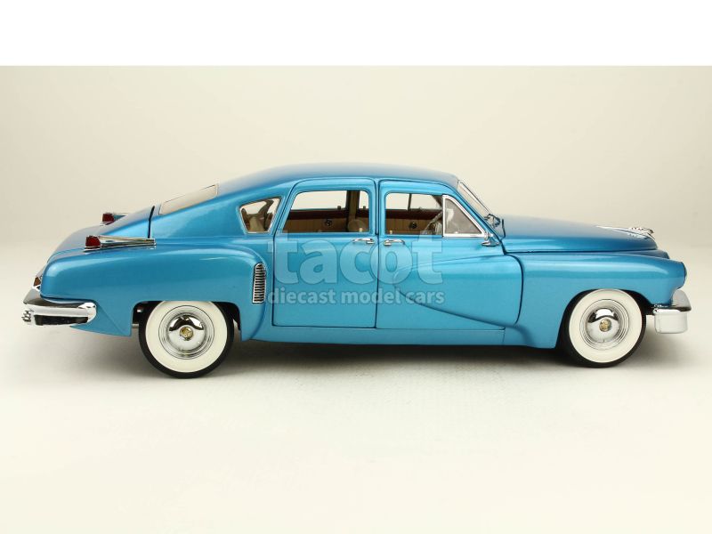 KYOSHO Tucker Torpedo レッド 1948 1/18スケール Kyosho '48 Tucker Torpedo 1:18 - Big Bill's Die Cast