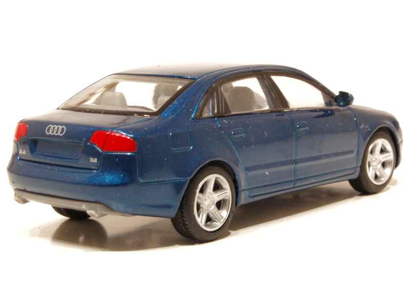 28011 Audi A4 2004