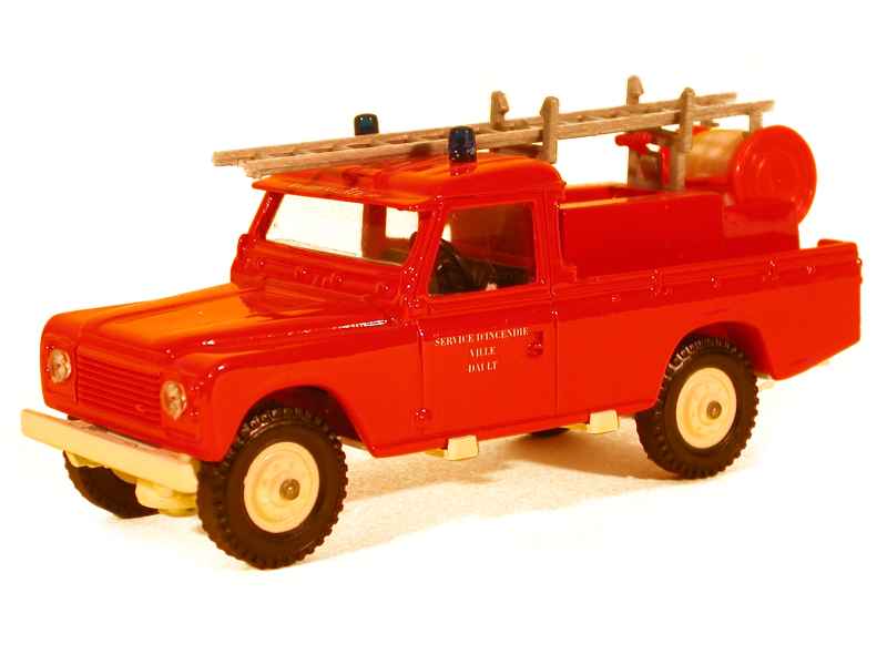28412 Land Rover Defender PICK-UP