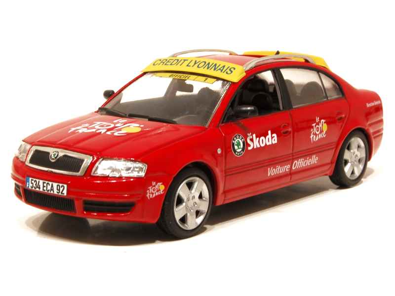 Modèle Skoda Superb TdF 2005 Directeur De Course - Atlas 1/43 Occasion En Métal