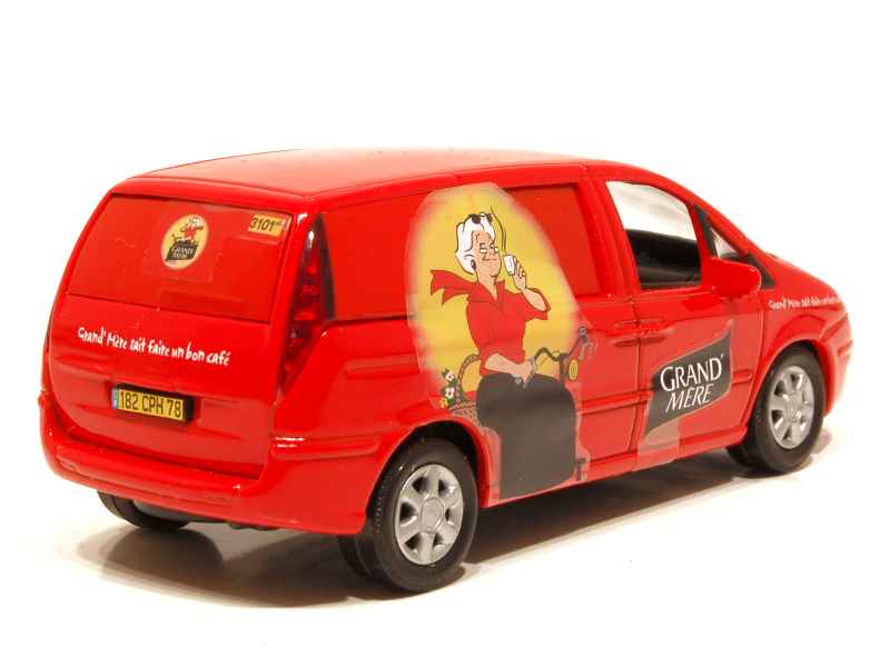 29653 Fiat Ulysse Tour de France 2003