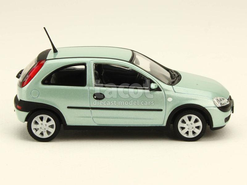 30298 Opel Corsa 2001