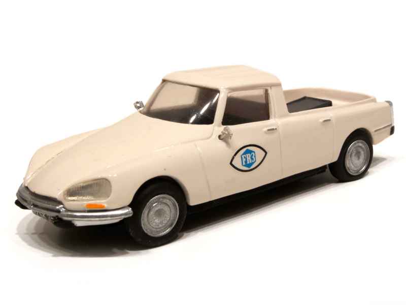 30882 Citroën DS21 Pick-Up