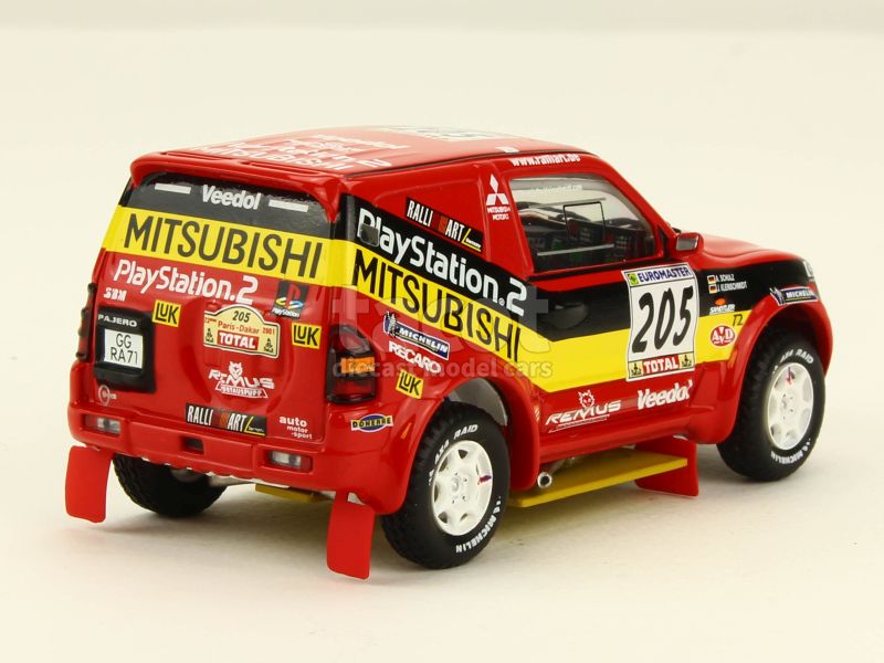 31042 Mitsubishi Pajero Dakar 2001