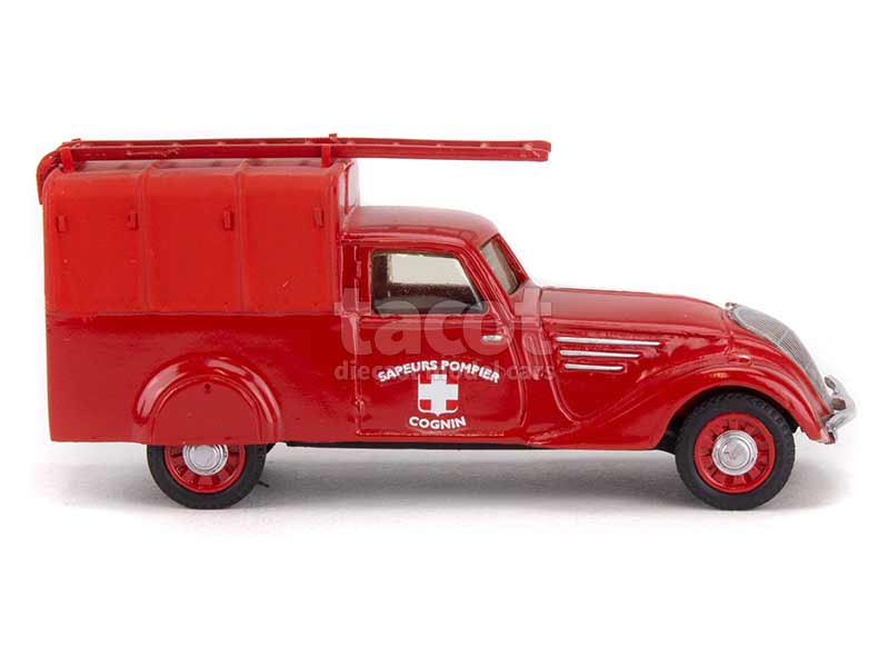 Peugeot 402 C4 Commerciale 1937 | Châssis n°820225 4 portes