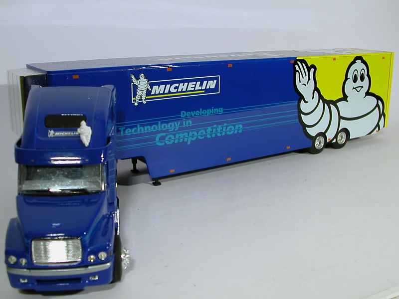 31572 Freightliner Semi Michelin Americ