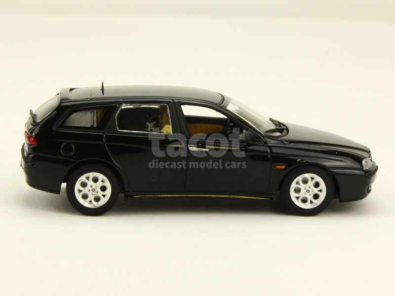Alfa Romeo - 156 Sportwagon 2001 - Minichamps - 1/43 - Autos