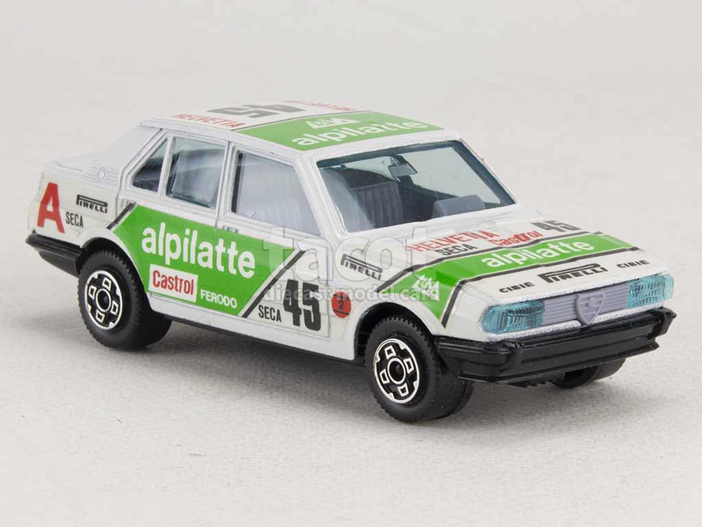 Alfa Romeo Giulietta Rally 1977 – Bburago 1/43 – Modèle Blanc Métal – Vintage Italie – Boîte D'origine