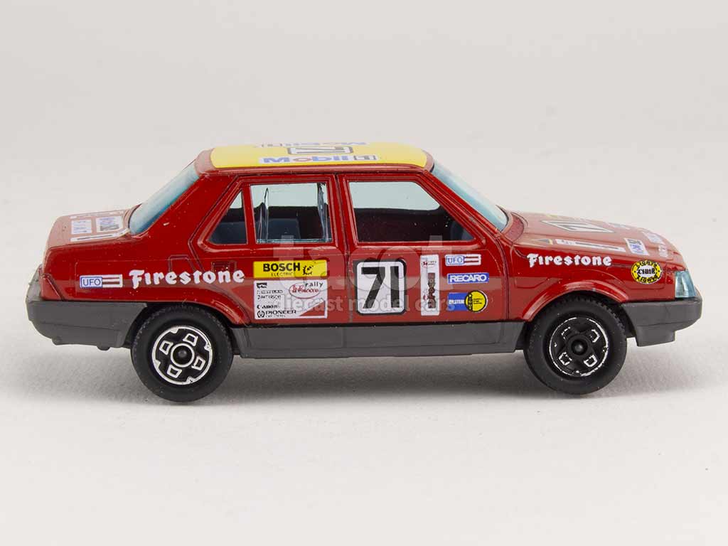 Norev Fiat Story 1/43 – Fiat Regata 1983 Rouge – Avec Boîte Vitrine