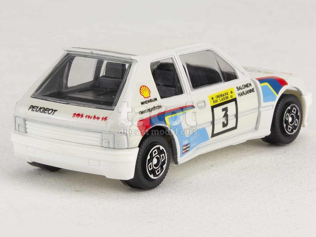 33068 Peugeot 205 T16