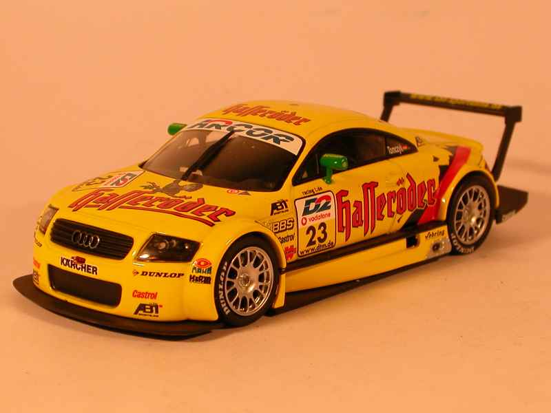 33138 Audi TT-R DTM 2001