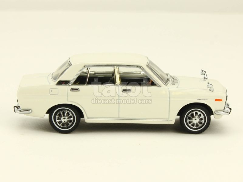 Nissan - Bluebird SSS 1972 - Ebbro - 1/43 - Autos Miniatures Tacot